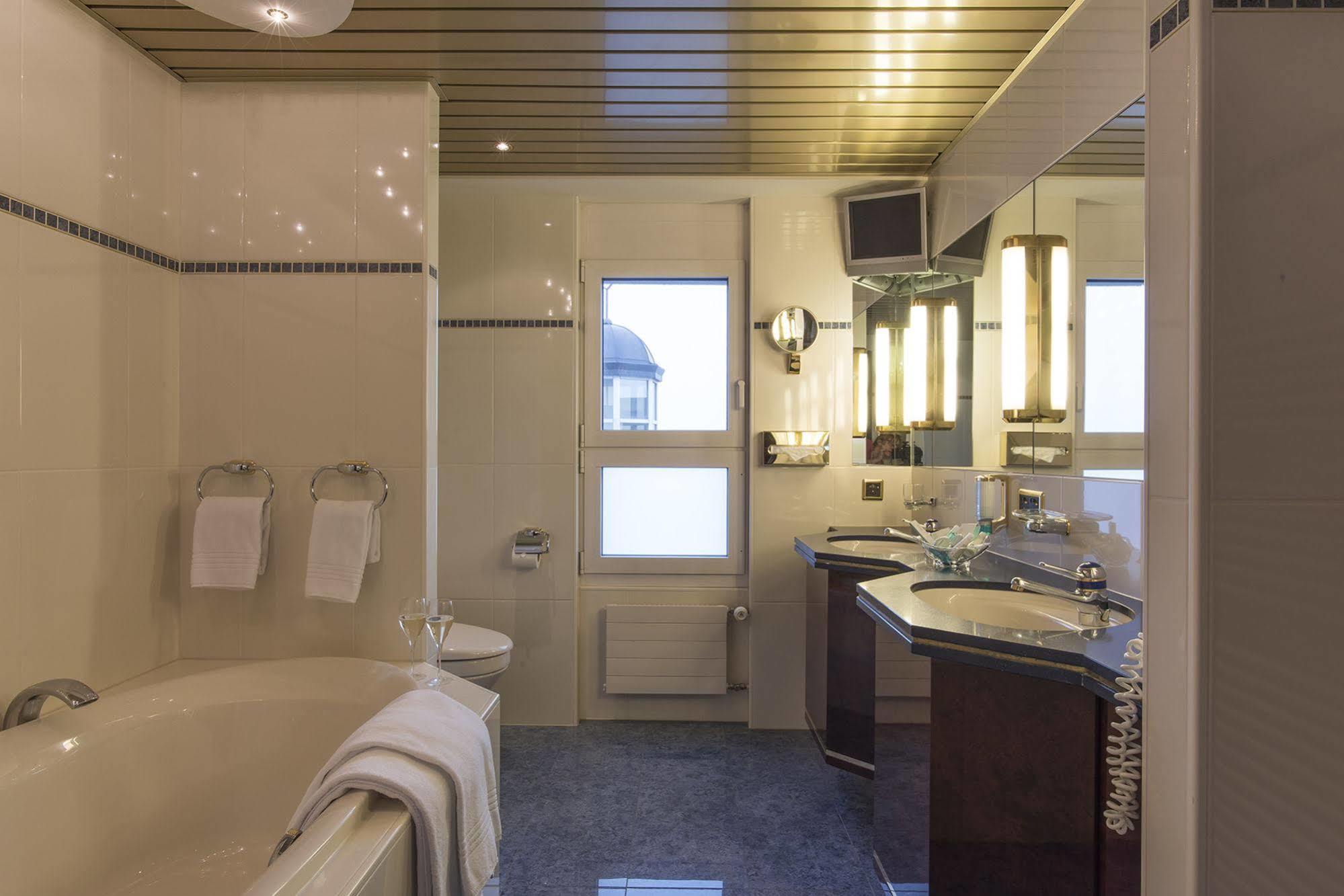 Bad Horn - Hotel & Spa Luaran gambar